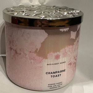 Bath & Body Works 3-Wick Champagne Toast Candle